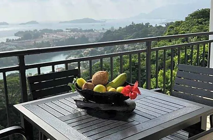 Creole Pearl Self Catering Hotel 4*