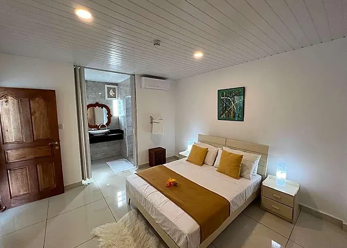 Hotel Creole Pearl Self Catering De Quincey Village